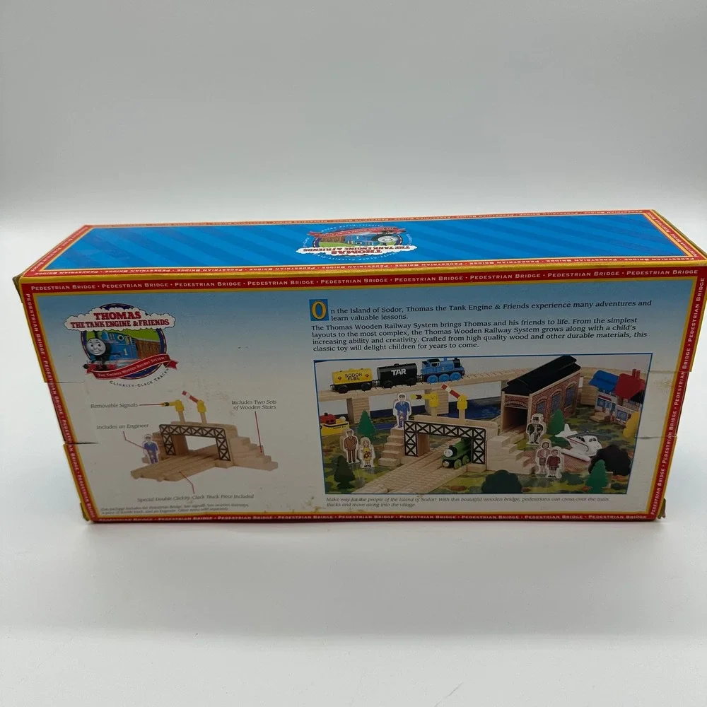 NIB Thomas Wooden Railway Vintage Pedestrian Bridge Destination Double Track